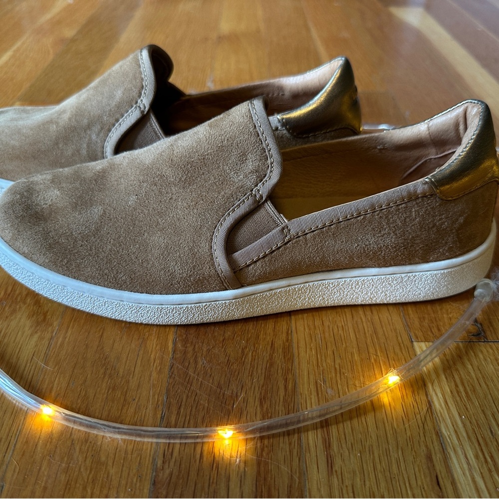 UGG Brown and Gold Sneakers with Elastic Panels